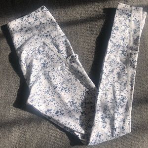 Athleta - Salutation 7/8 Stash Pocket - XXS